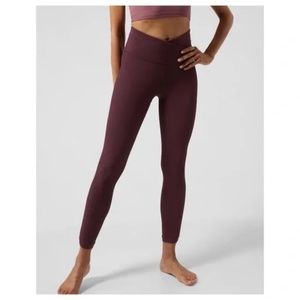 Athleta Elation Crossover Rib 7/8 Tight in Spiced Cabernet